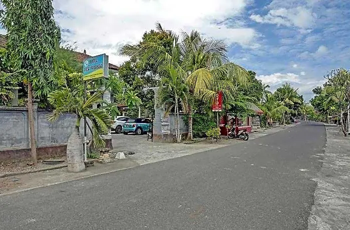 ホテル Oyo 3096 Dewi Warsiki Near Gilimanuk Port 2*
